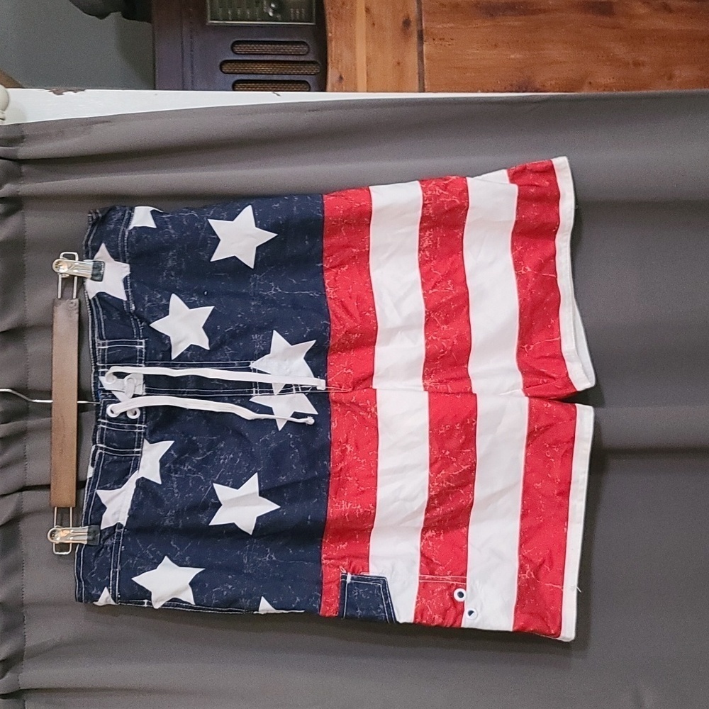 Balboa Mens Swimwear‎ Shorts Trunks Patriotic Pockets Mesh Lining Size L EUC